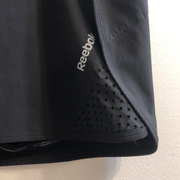 Reebok PlayDry Black Skorts size Small - Picture 4 of 12